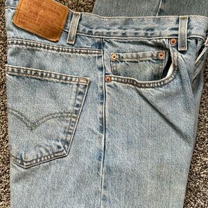 Vintage 1980s LEVI’S 505 32 by 32